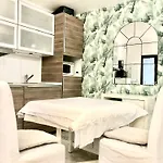 Apart Prive Parisien La Casita Avec Cuisine Equipe -St Charles - Near Beaugrenelle -Tour Eiffel 75015 Paris Bel Emplacement !!
