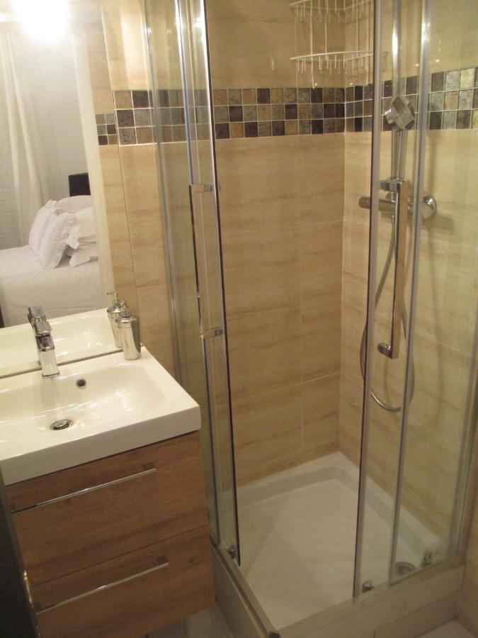 Prive Parisien La Casita Avec Cuisine Equipe -st Charles - Near Beaugrenelle -tour Eiffel 75015 Bel Emplacement !! Paris