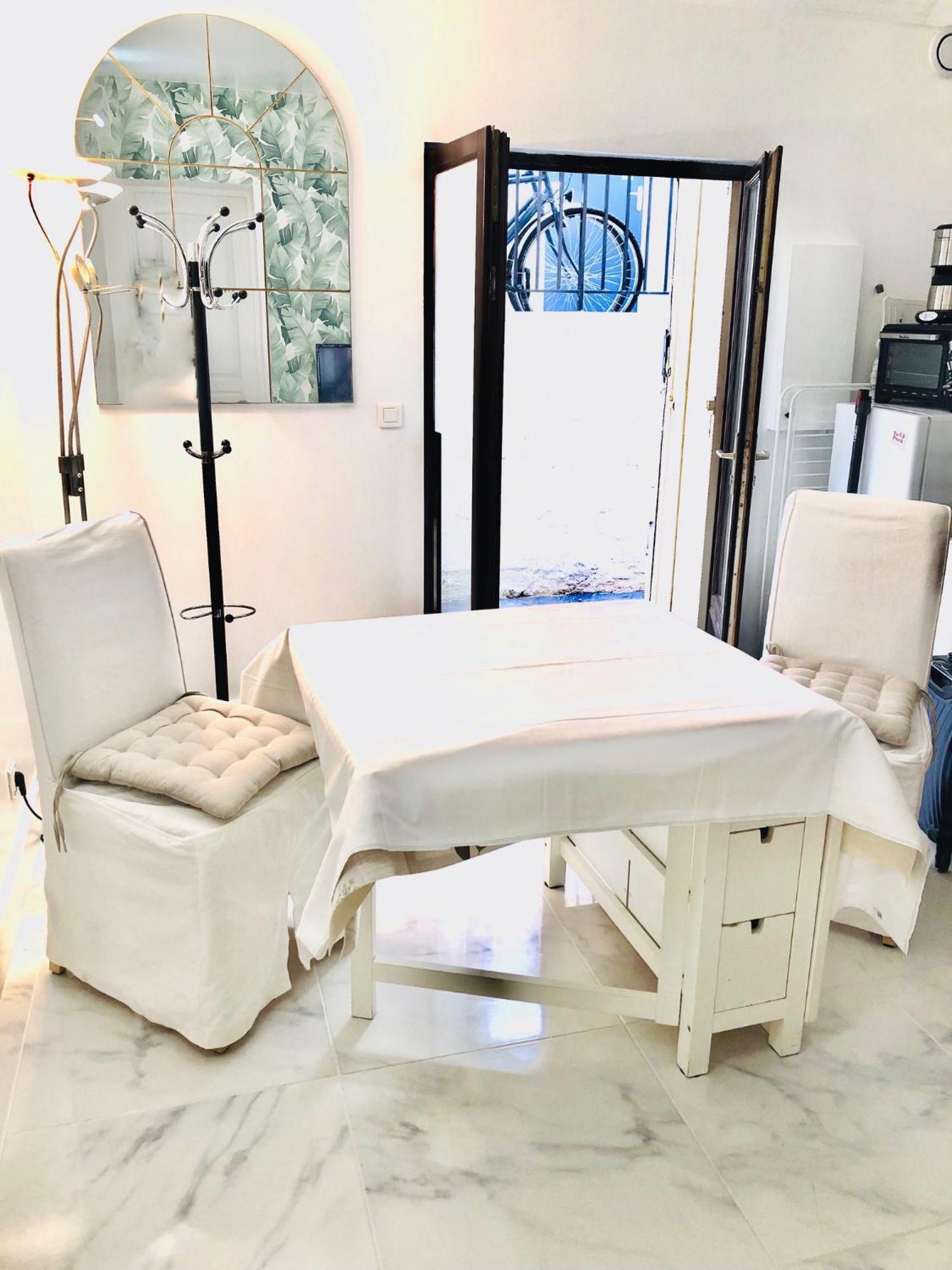 Appart Prive Parisien Avec Cuisine -St Charles - Near Beaugrenelle -Tour Eiffel 75015 Paris Bel Emplacement !! Apartment Paris