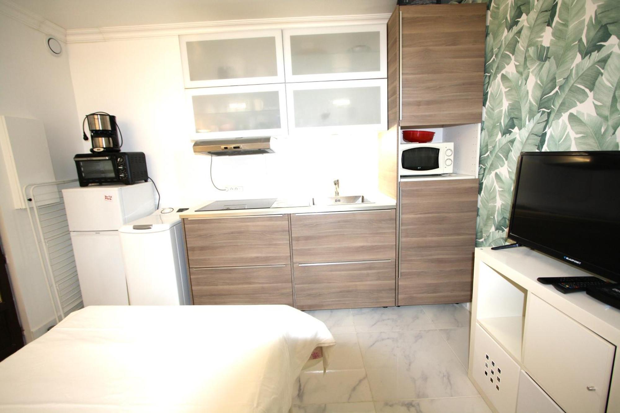 Appart Prive Parisien Avec Cuisine -St Charles - Near Beaugrenelle -Tour Eiffel 75015 Paris Bel Emplacement !! Apartment Paris